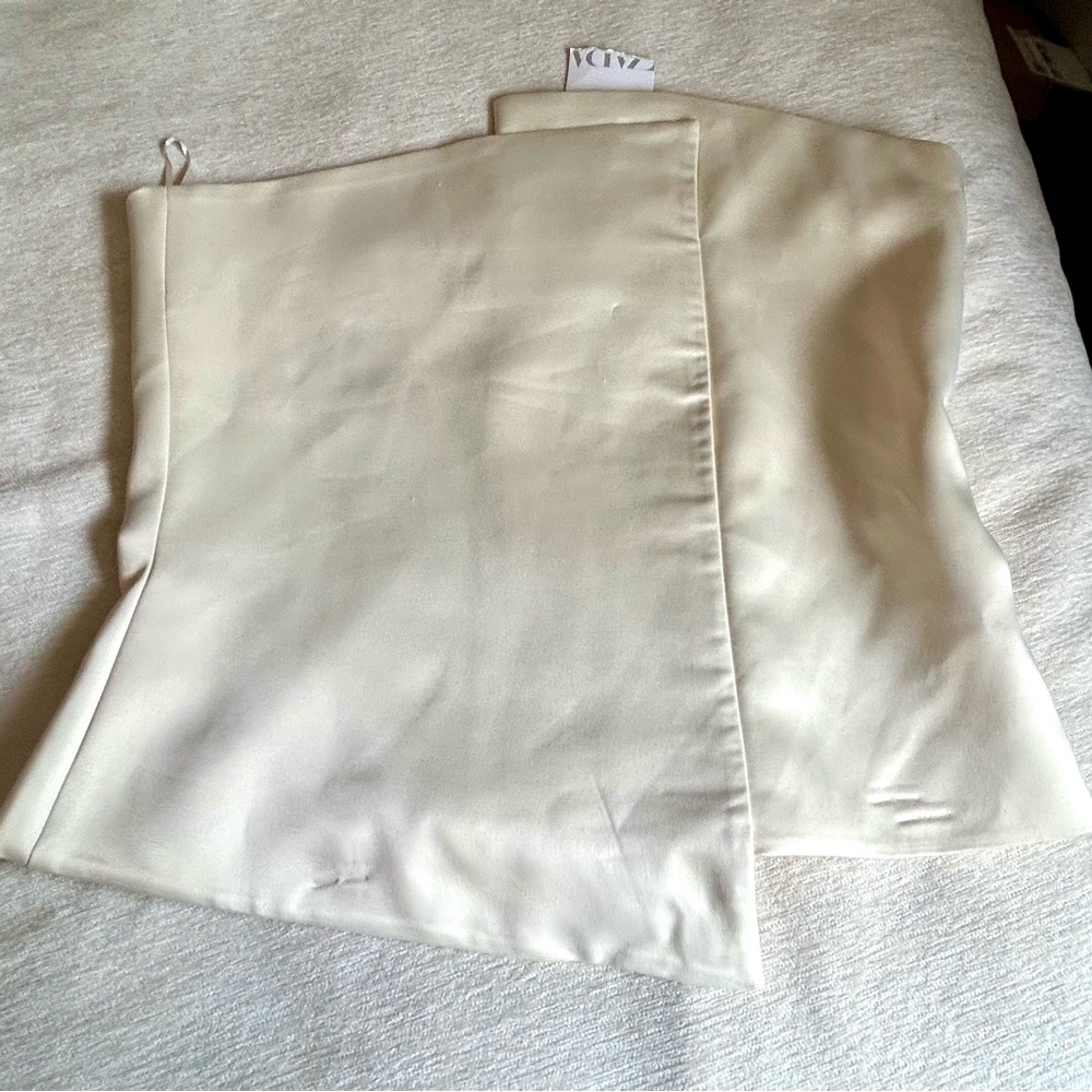Zara Cream Crop Top